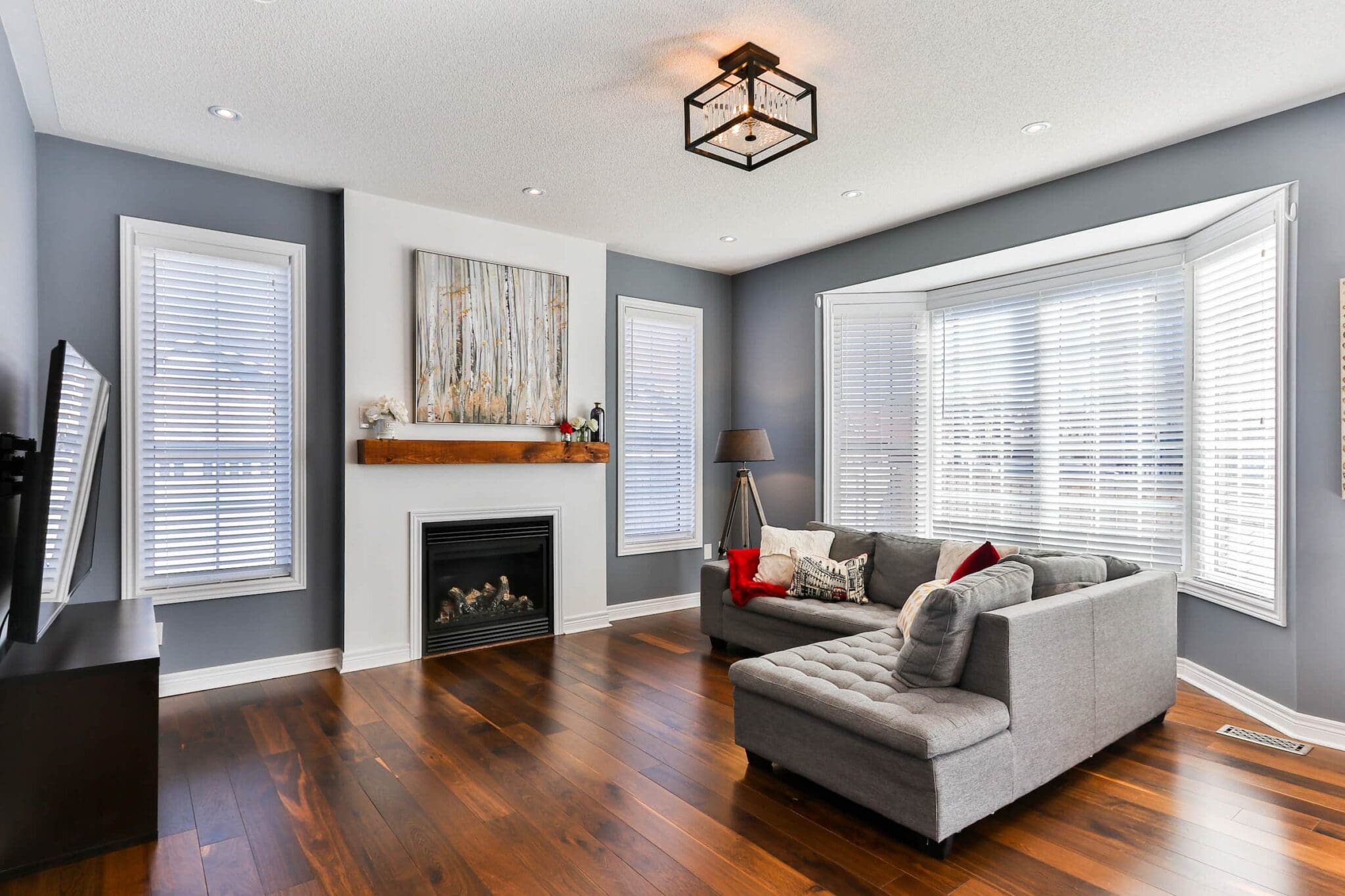 Bow Window Vs Bay Window Key Differences Robertson Windows
